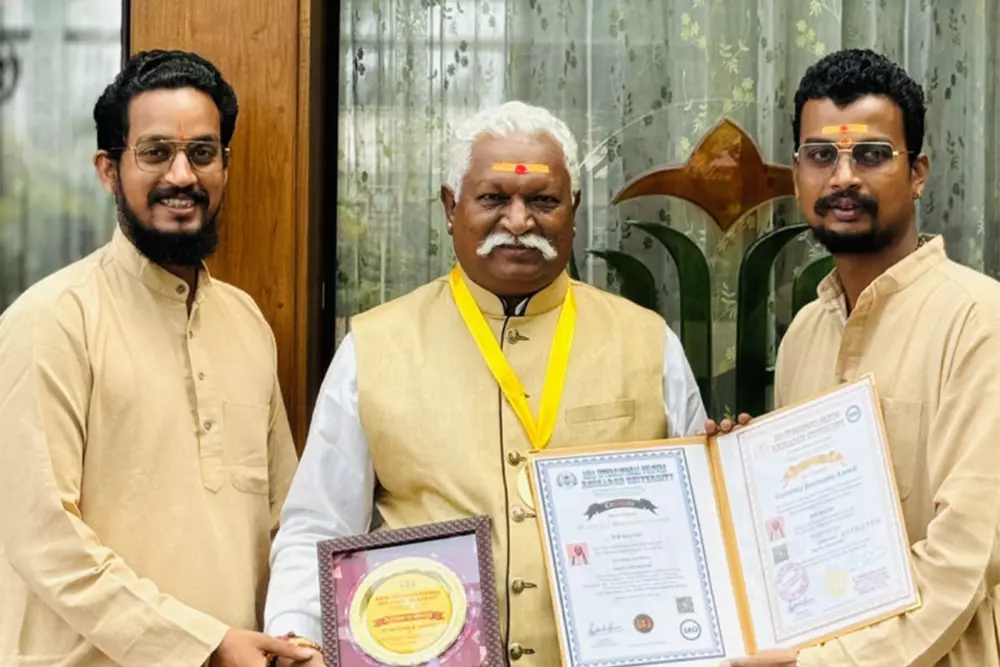 certified-astrologer-in-bangalore-pandit-mb-shastri